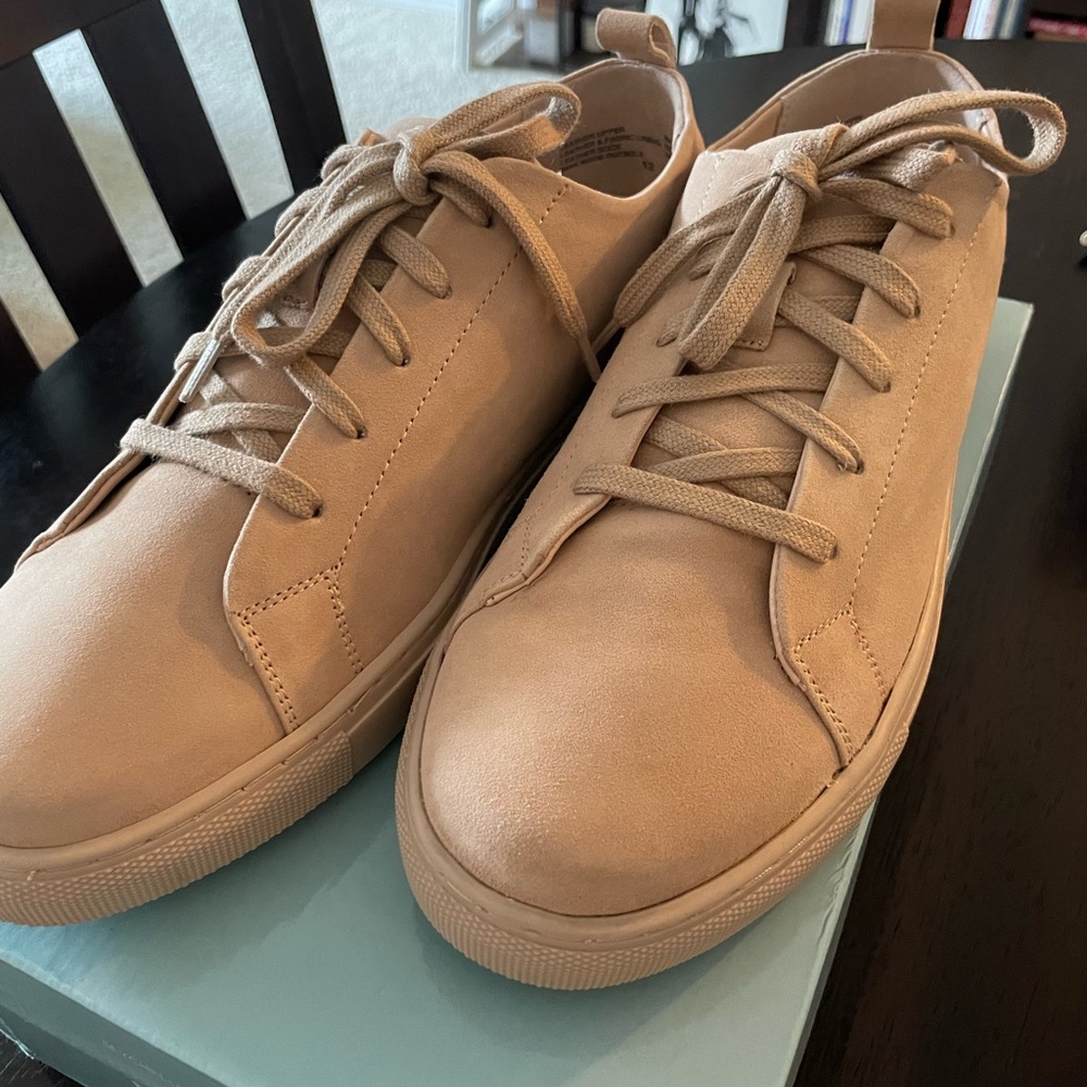 Renew Sneaker - Picture 3 of 5